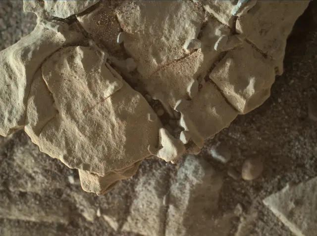 Sol 1922: Mars Hand Lens Imager (MAHLI)