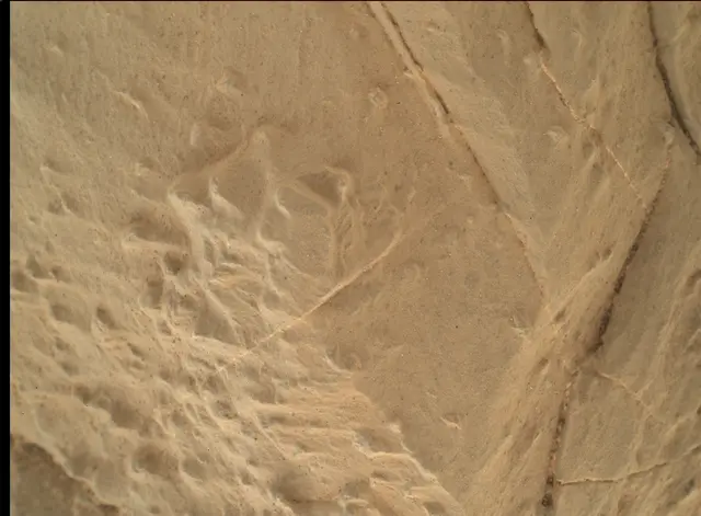 Sol 1922: Mars Hand Lens Imager (MAHLI)