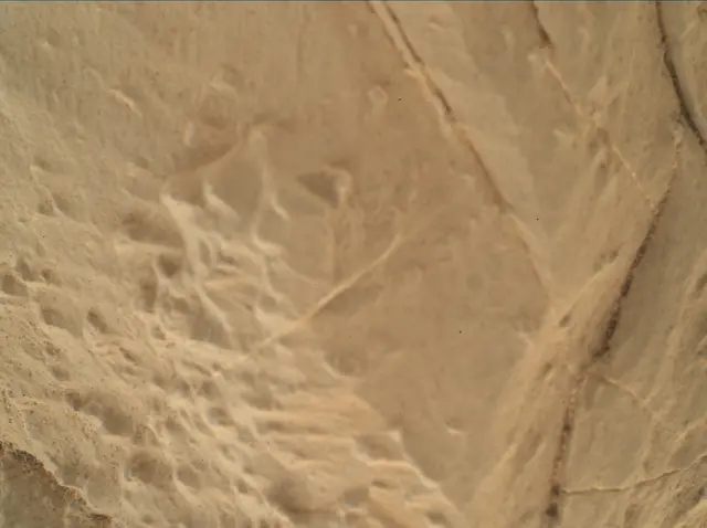 Sol 1922: Mars Hand Lens Imager (MAHLI)