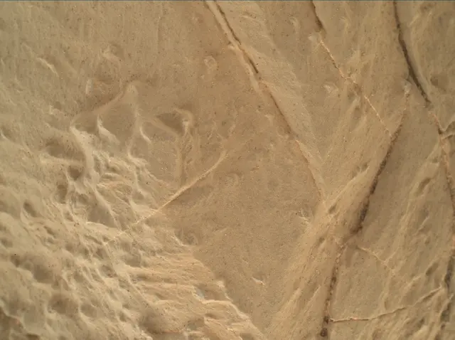 Sol 1922: Mars Hand Lens Imager (MAHLI)