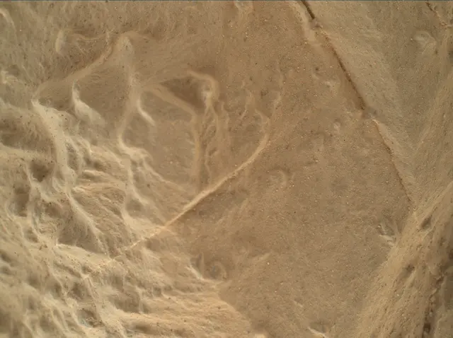 Sol 1922: Mars Hand Lens Imager (MAHLI)