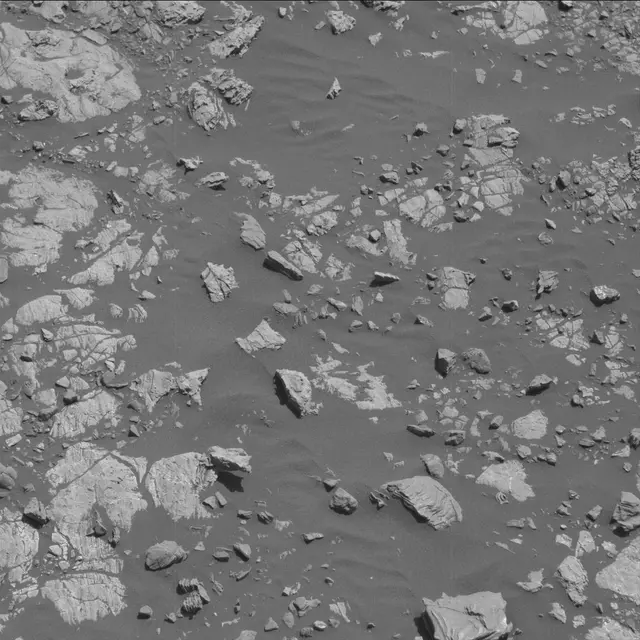 Sol 1923: Mast Camera (Mastcam)