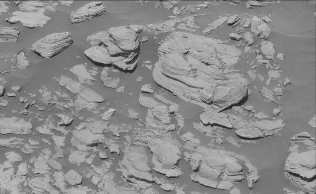 Sol 1925: Mast Camera (Mastcam)