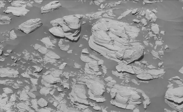 Sol 1925: Mast Camera (Mastcam)