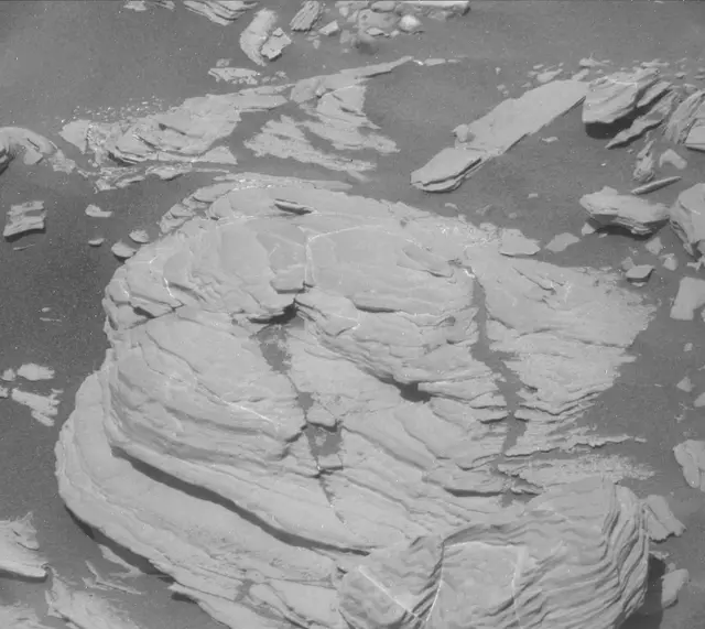 Sol 1925: Mast Camera (Mastcam)
