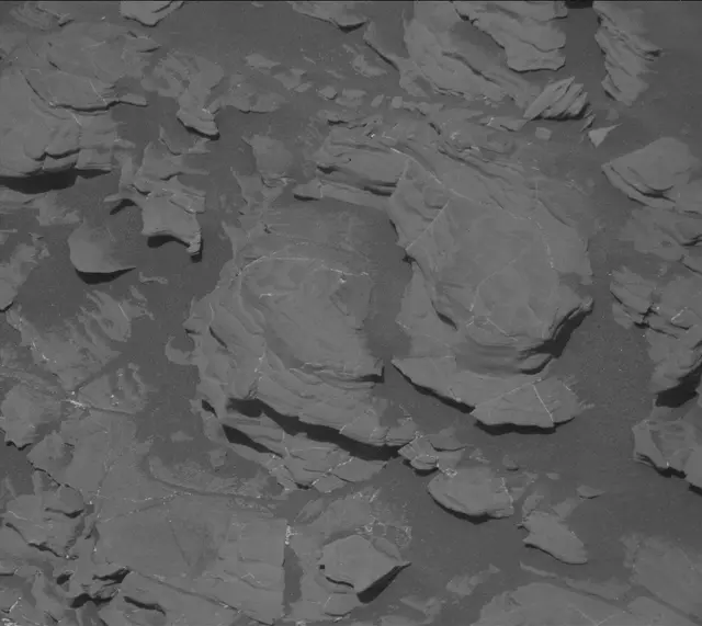 Sol 1925: Mast Camera (Mastcam)