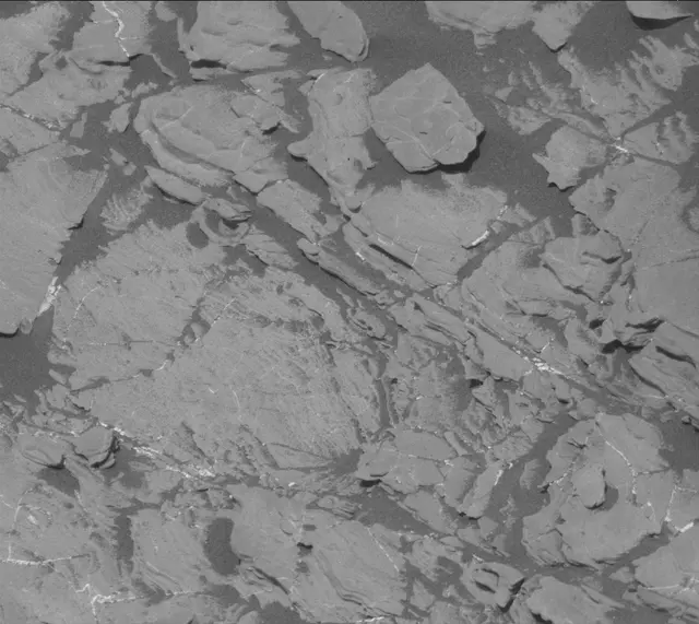 Sol 1925: Mast Camera (Mastcam)