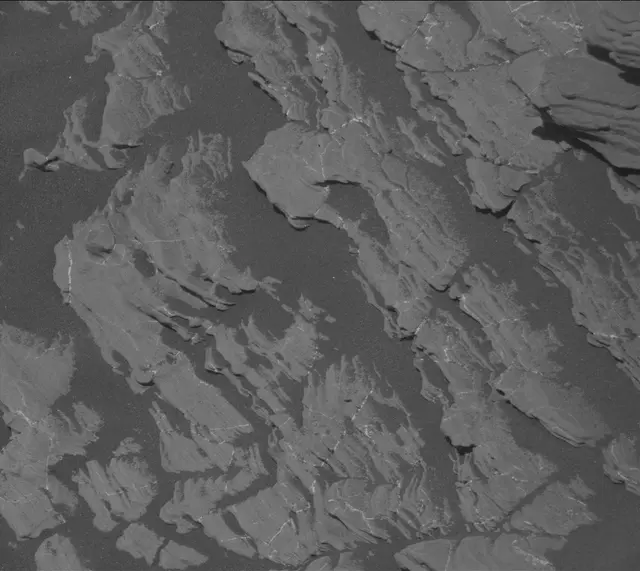 Sol 1925: Mast Camera (Mastcam)