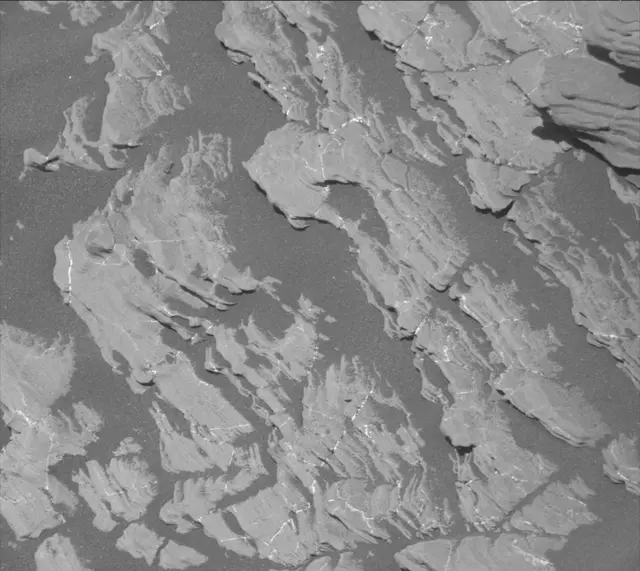 Sol 1925: Mast Camera (Mastcam)