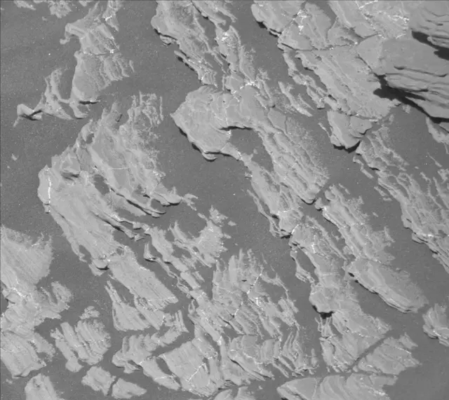 Sol 1925: Mast Camera (Mastcam)