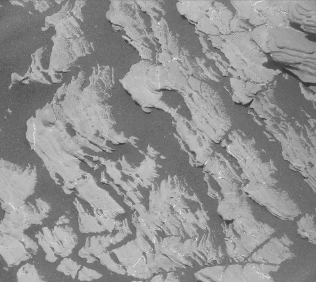 Sol 1925: Mast Camera (Mastcam)