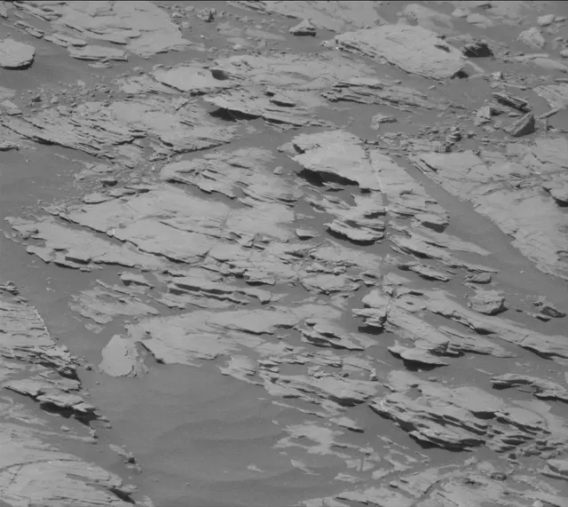 Sol 1925: Mast Camera (Mastcam)