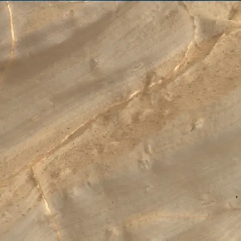 Sol 1925: Mars Hand Lens Imager (MAHLI)