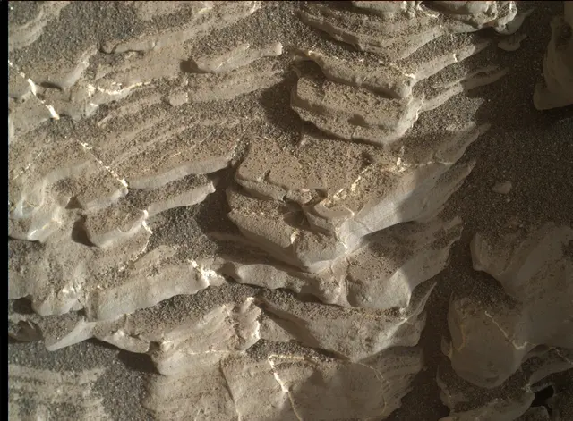 Sol 1925: Mars Hand Lens Imager (MAHLI)