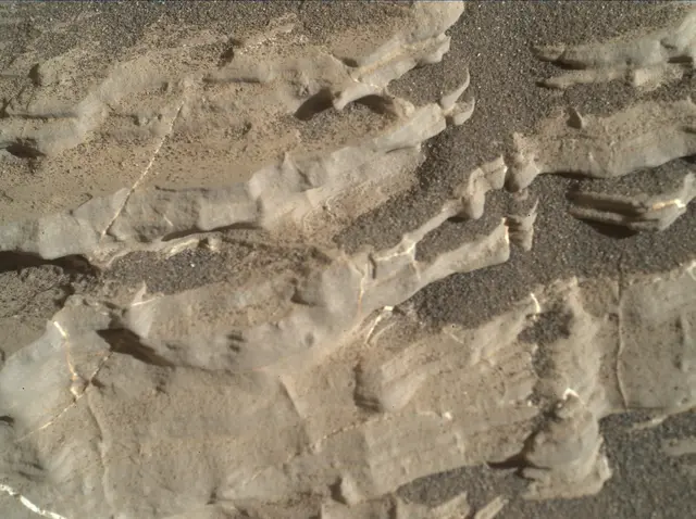 Sol 1925: Mars Hand Lens Imager (MAHLI)