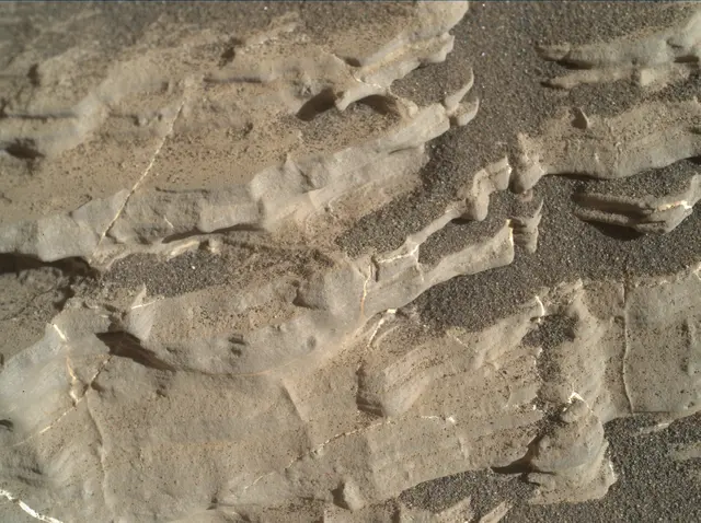 Sol 1925: Mars Hand Lens Imager (MAHLI)
