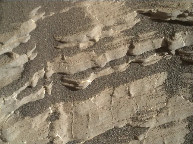Sol 1925: Mars Hand Lens Imager (MAHLI)