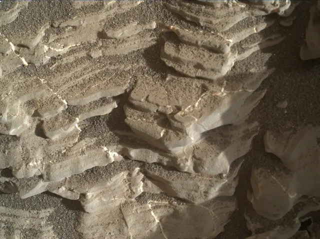 Sol 1925: Mars Hand Lens Imager (MAHLI)