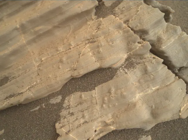 Sol 1925: Mars Hand Lens Imager (MAHLI)
