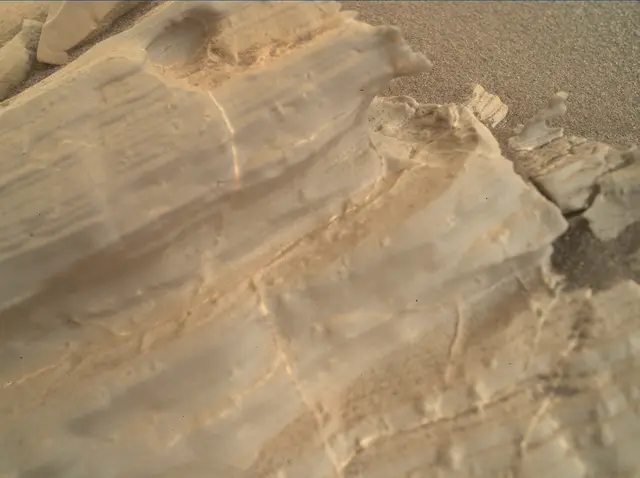 Sol 1925: Mars Hand Lens Imager (MAHLI)
