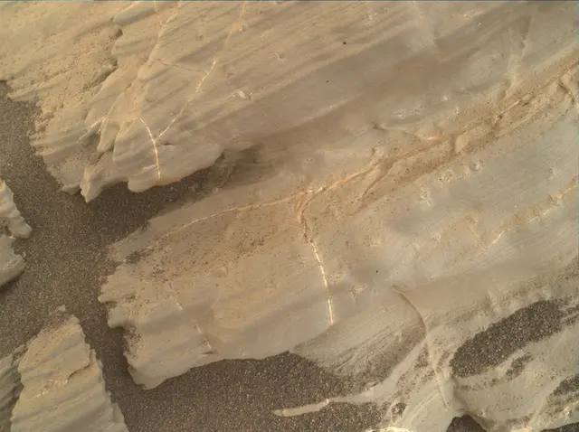 Sol 1926: Mars Hand Lens Imager (MAHLI)