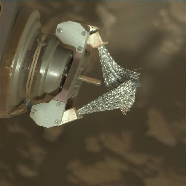 Sol 1927: Mast Camera (Mastcam)