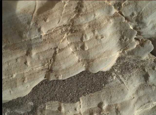 Sol 1927: Mars Hand Lens Imager (MAHLI)