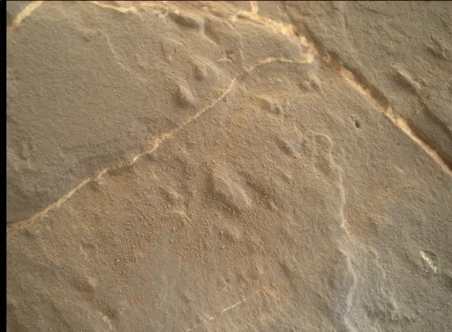 Sol 1927: Mars Hand Lens Imager (MAHLI)