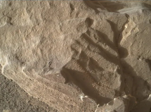Sol 1927: Mars Hand Lens Imager (MAHLI)