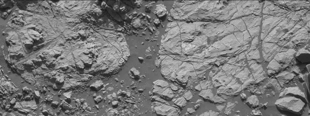 Sol 1929: Mast Camera (Mastcam)