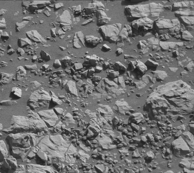 Sol 1929: Mast Camera (Mastcam)