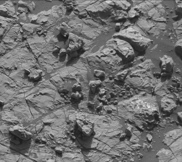 Sol 1929: Mast Camera (Mastcam)