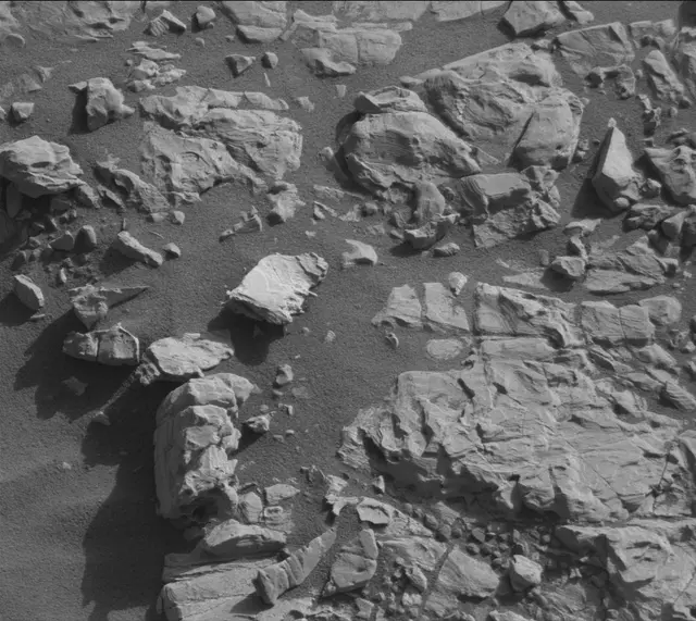 Sol 1929: Mast Camera (Mastcam)