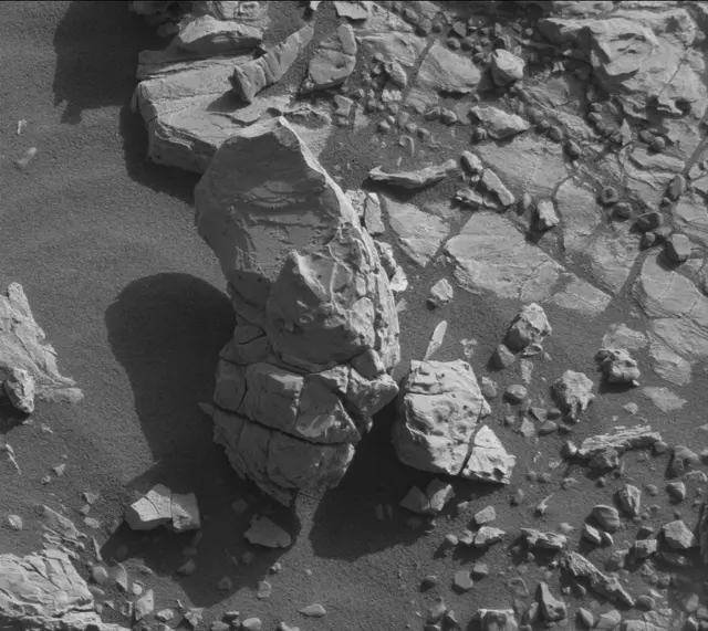 Sol 1929: Mast Camera (Mastcam)