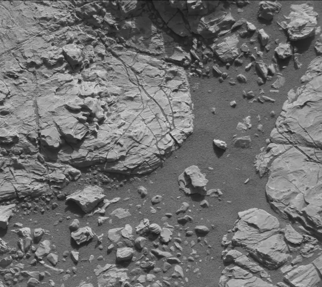Sol 1929: Mast Camera (Mastcam)