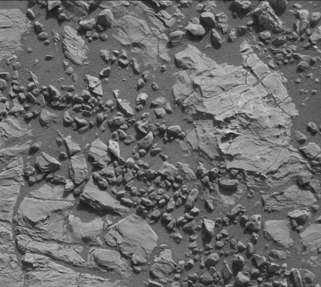 Sol 1929: Mast Camera (Mastcam)