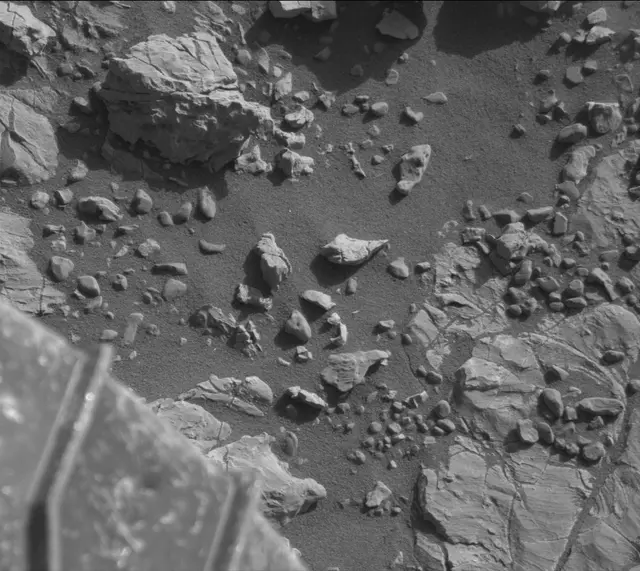 Sol 1929: Mast Camera (Mastcam)