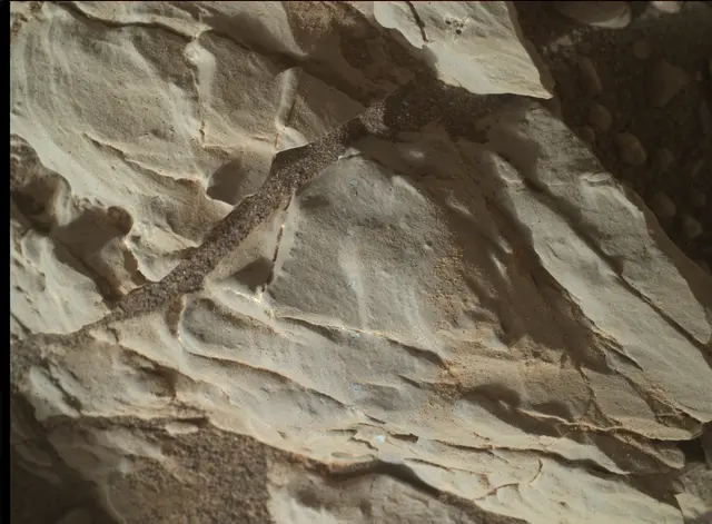 Sol 1929: Mars Hand Lens Imager (MAHLI)