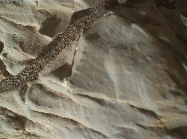 Sol 1929: Mars Hand Lens Imager (MAHLI)