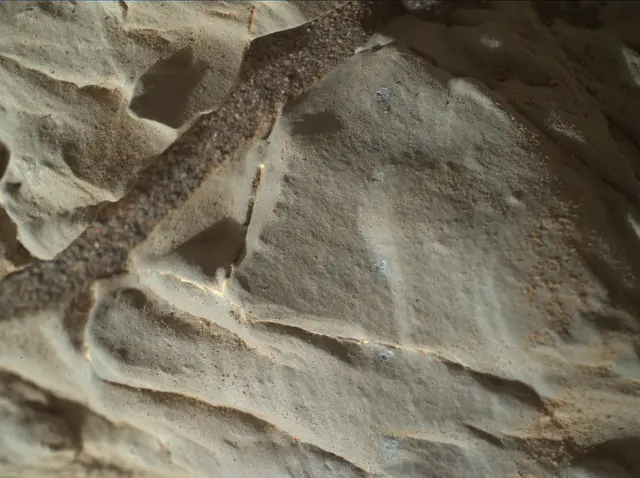 Sol 1929: Mars Hand Lens Imager (MAHLI)