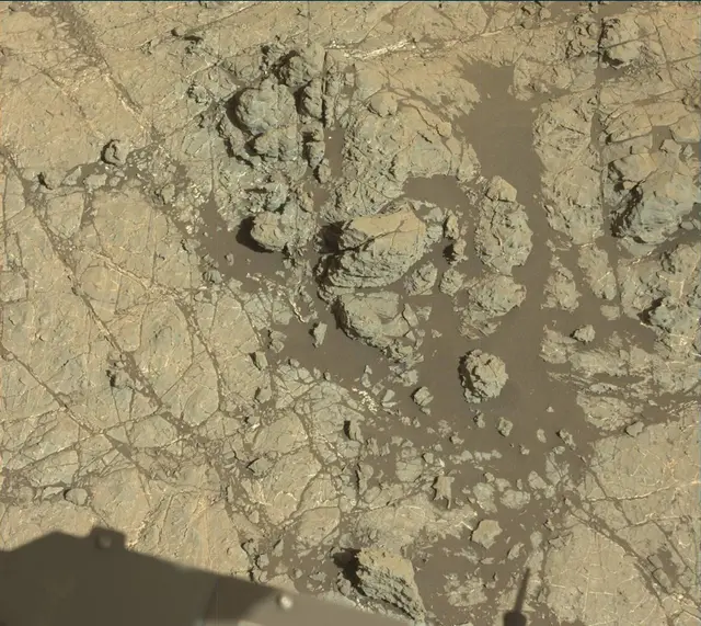 Sol 1930: Mast Camera (Mastcam)