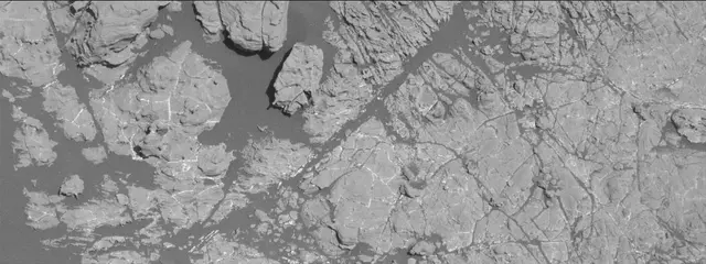 Sol 1931: Mast Camera (Mastcam)
