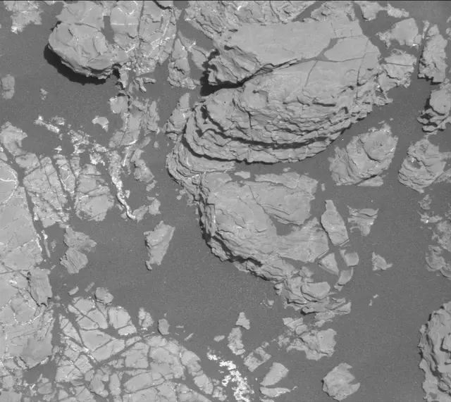 Sol 1931: Mast Camera (Mastcam)