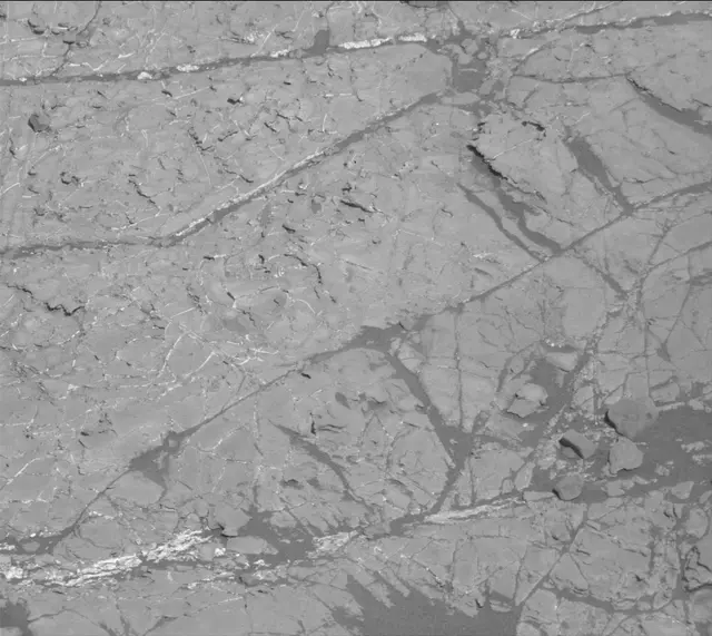 Sol 1931: Mast Camera (Mastcam)