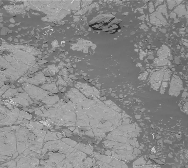 Sol 1931: Mast Camera (Mastcam)