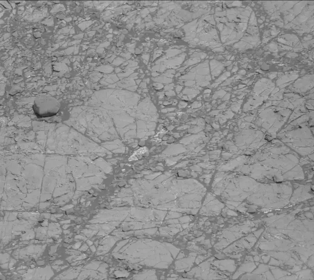 Sol 1931: Mast Camera (Mastcam)