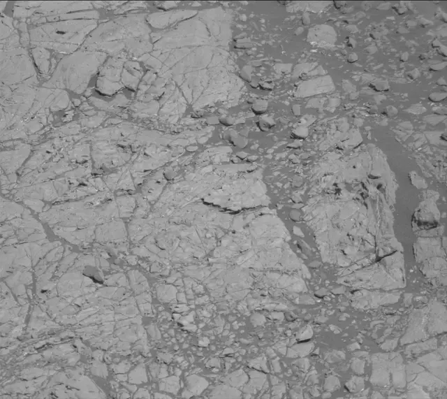 Sol 1931: Mast Camera (Mastcam)
