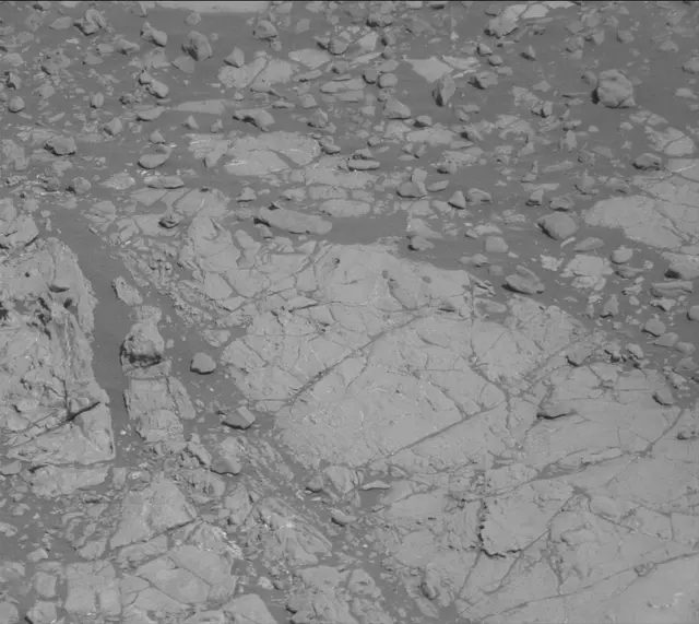 Sol 1931: Mast Camera (Mastcam)