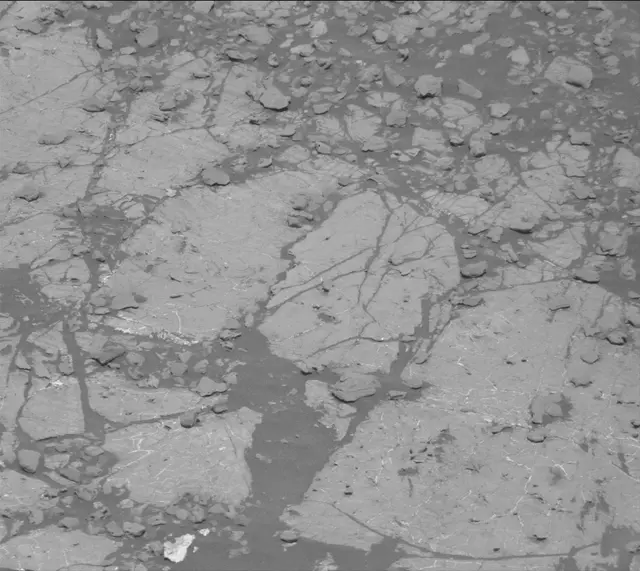 Sol 1931: Mast Camera (Mastcam)