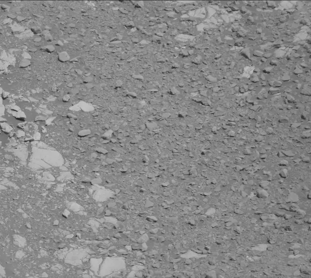 Sol 1931: Mast Camera (Mastcam)